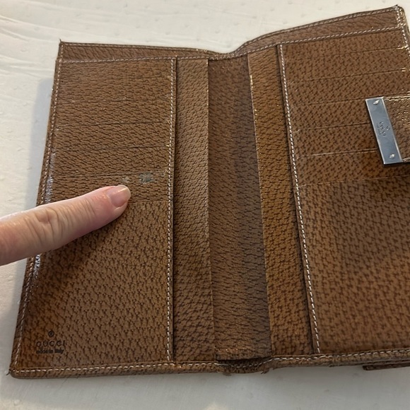 Gucci wallet many card spots & compartments - Picture 5 of 14